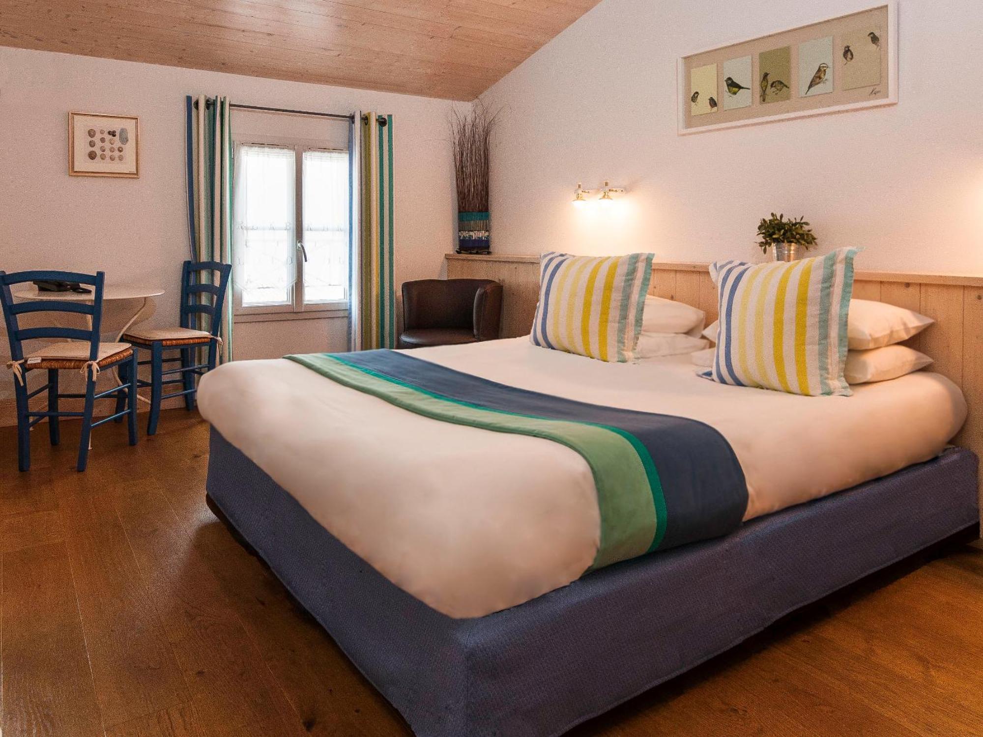 Hotel La Galiote En Re La Flotte Ngoại thất bức ảnh
