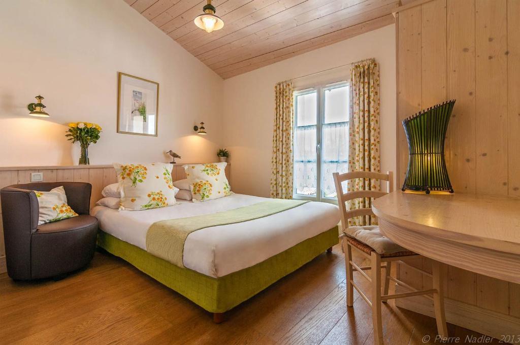 Hotel La Galiote En Re La Flotte Ngoại thất bức ảnh
